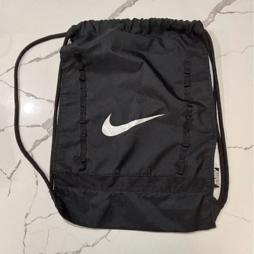 Nike Championship Basketball Clinic String Bag Black White Unisex Men’s Women’s